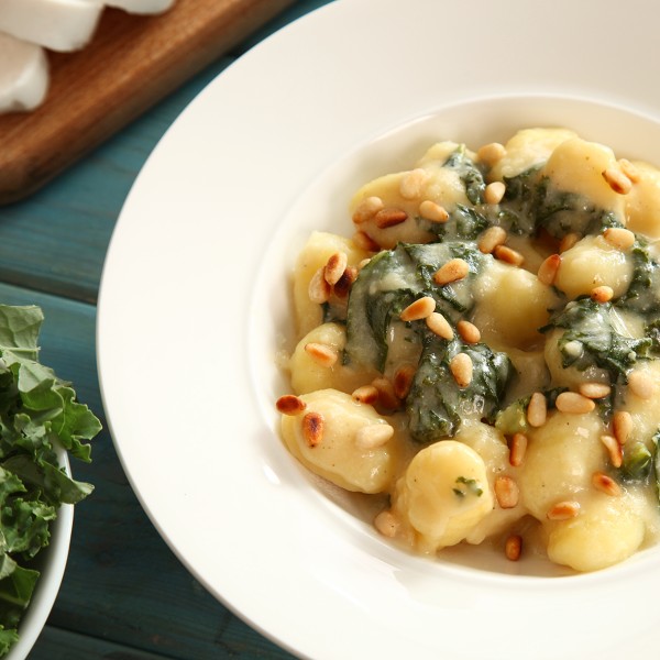 Gnocchi z jarmużem i kozim serem