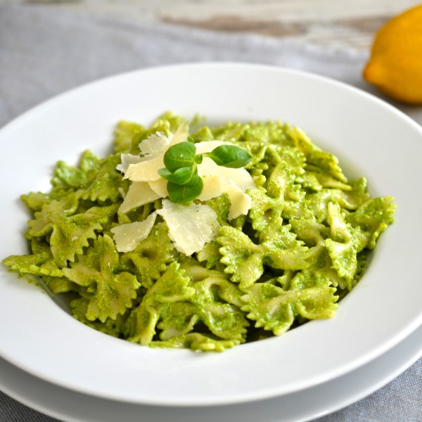 Farfale z pesto z roszponki